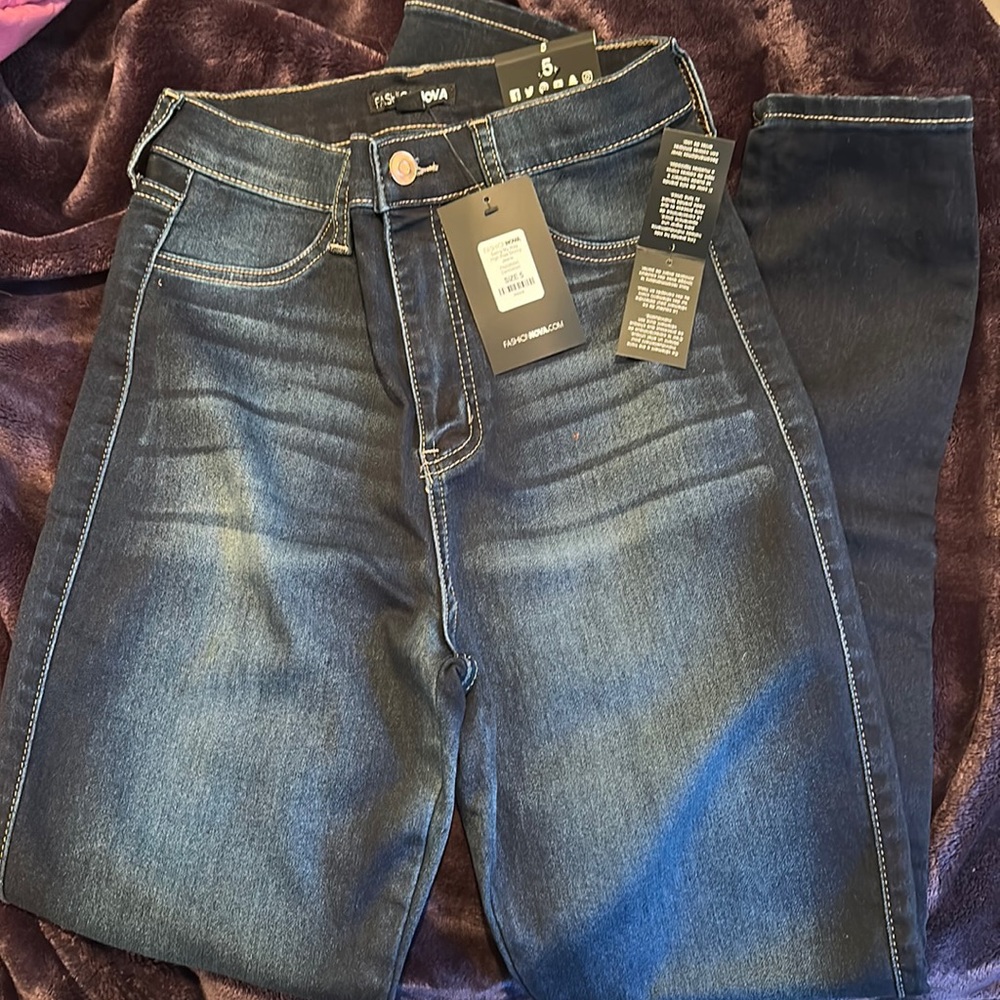 Fashion Nova jeans dark wash